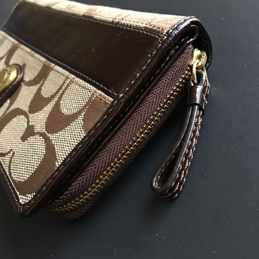 Coach Wallet Monogram Fabric Leather Jacquard Brown Zip Button Women's 12 Slots - Picture 4 of 12